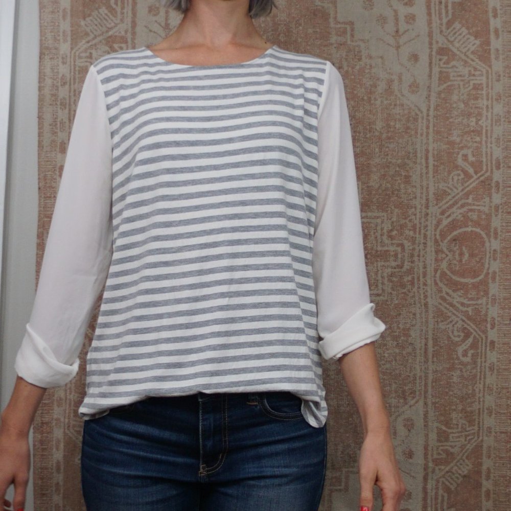 ⭐loft striped blouse
